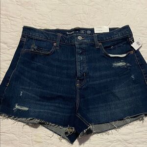 Old Navy Women's Dark Wash Jean Shorts. New with tags.